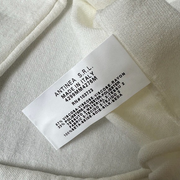 EMPORIO ARMANI Polka Dot Lace-Trim S/S Knit Top Scoop Neck in White - Picture 6 of 8